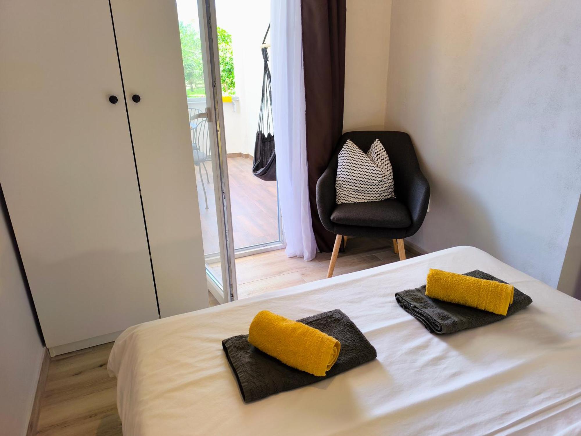 House Kapetanovic Otel Palit Oda fotoğraf